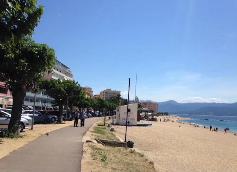 Ajaccio Charmant T2 neuf 40m2 avec balcon au Trottel wifi Clim parking plage à pieds 100m Ajaccio (Corsica) Exterior foto