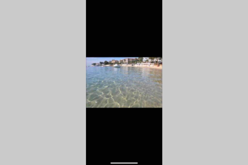 Ajaccio Charmant T2 neuf 40m2 avec balcon au Trottel wifi Clim parking plage à pieds 100m Ajaccio (Corsica) Exterior foto