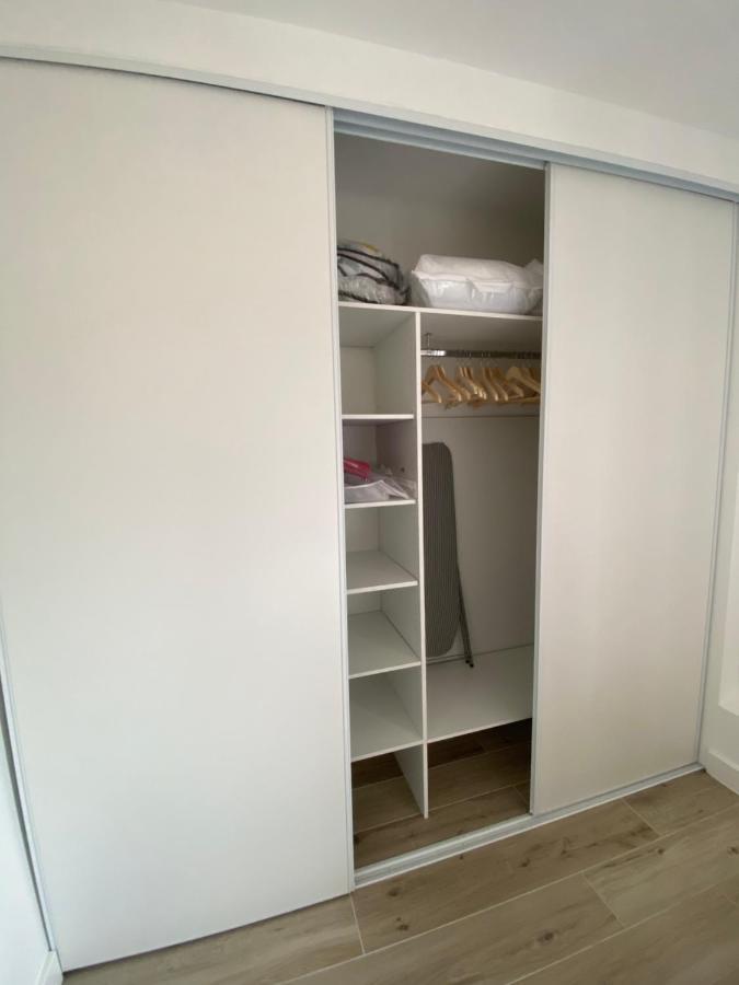 Ajaccio Charmant T2 neuf 40m2 avec balcon au Trottel wifi Clim parking plage à pieds 100m Ajaccio (Corsica) Exterior foto